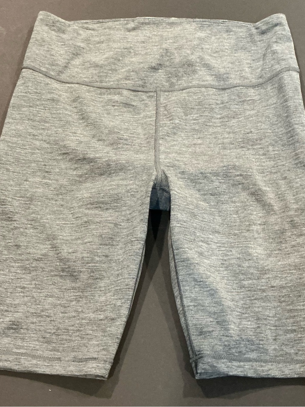 Athleta Ultimate Stash Pocket 9” Bike Shorts Gray Heather Medium